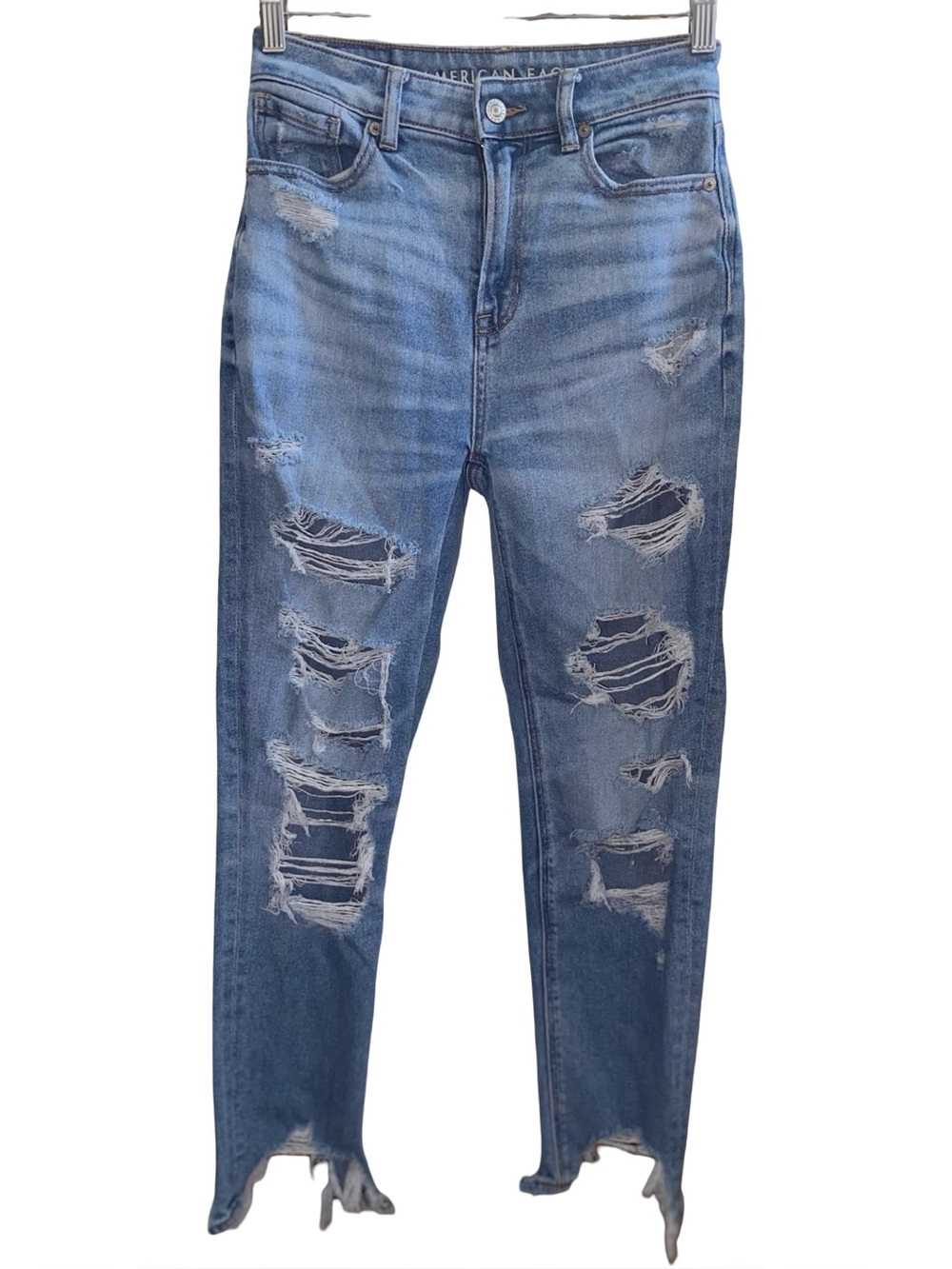 American Eagle Outfitters women’s heavy distressed ripped mom jean size 0